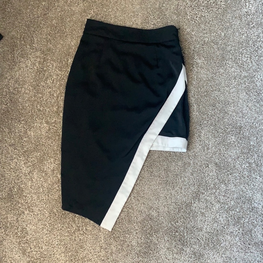 TOBI Asymmetric skirt